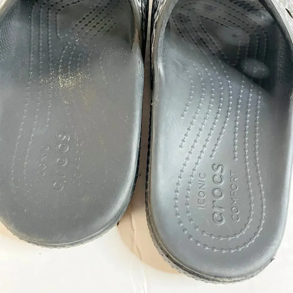 CROCS black white